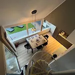 By Noordwijkerhout